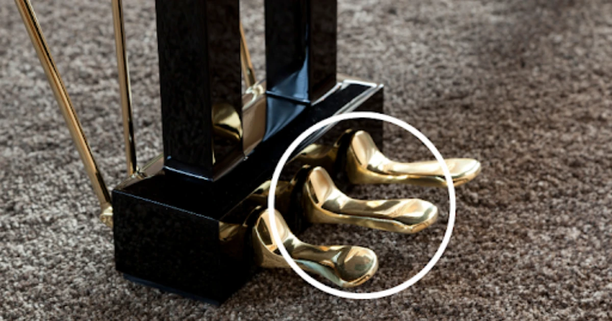 Sostenuto Pedal